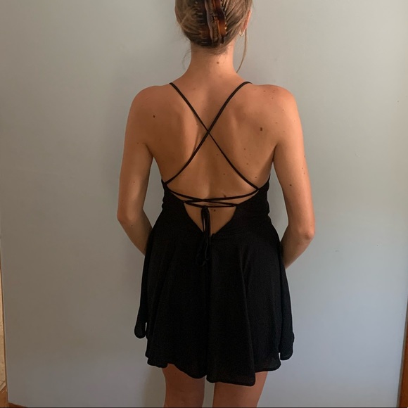 Express Romper - Picture 2 of 5